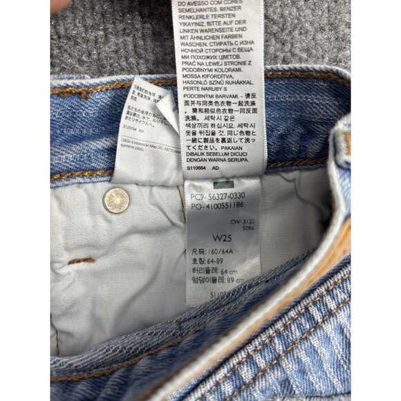 Levis 501 Shorts Womens 25 Button Fly Cutoff Frayed Hem Striped PC9 56327-0330 - Picture 9 of 9